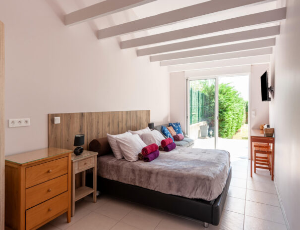 isclawa-les-villas-de-tom-villa-avec-piscine-et-jardin-prive-callian-var-29-chambre