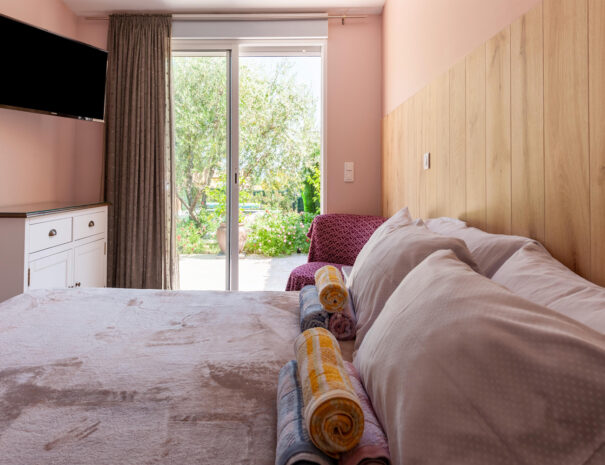 cannelle-les-villas-de-tom-villa-avec-piscine-et-jardin-prive-callian-var-25-chambre